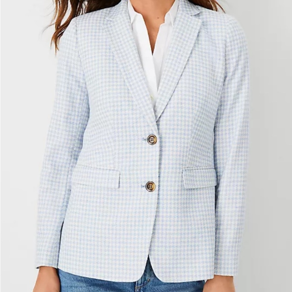 Ann Taylor The Petite Greenwich Blazer in Houndstooth light blue/white 6